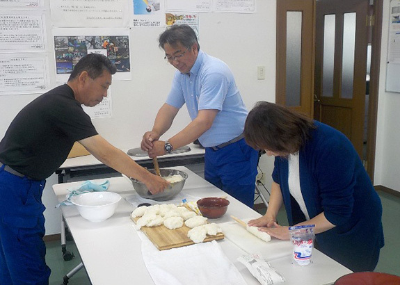 写真：社内バーベキュー